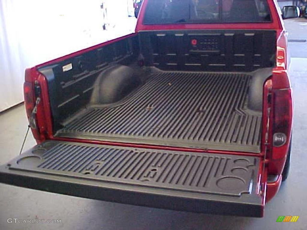 2005 Colorado Extended Cab - Victory Red / Sandstone photo #12
