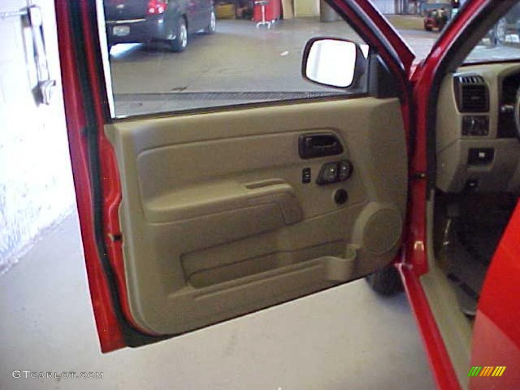 2005 Colorado Extended Cab - Victory Red / Sandstone photo #16