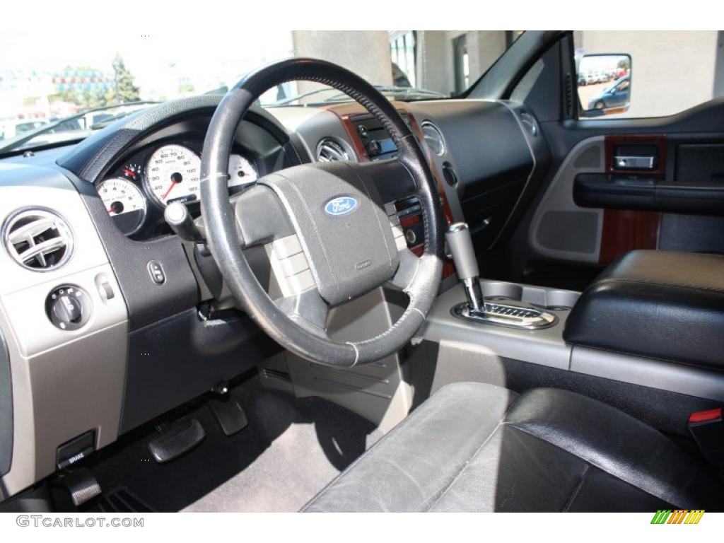 2006 F150 Lariat SuperCrew 4x4 - Black / Black photo #7