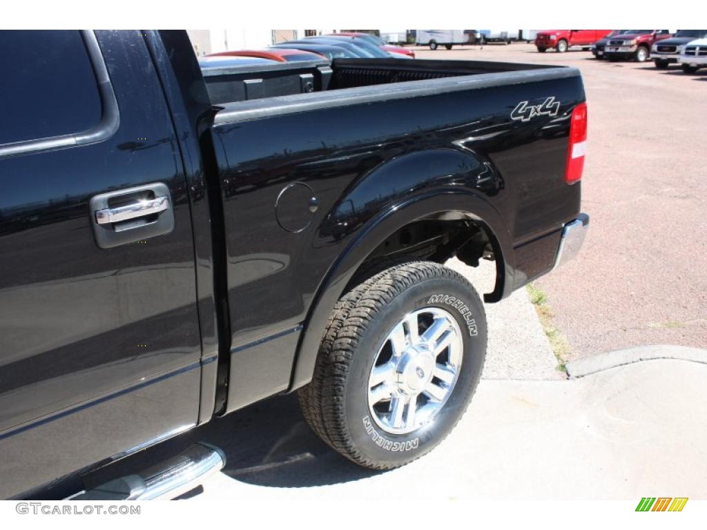 2006 F150 Lariat SuperCrew 4x4 - Black / Black photo #23