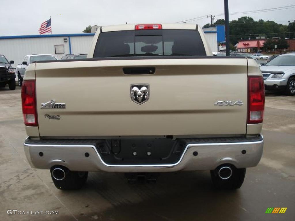 2011 Ram 1500 Big Horn Quad Cab 4x4 - White Gold / Dark Slate Gray/Medium Graystone photo #4