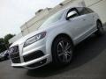 Ice Silver Metallic 2010 Audi Q7 4.2 Prestige quattro