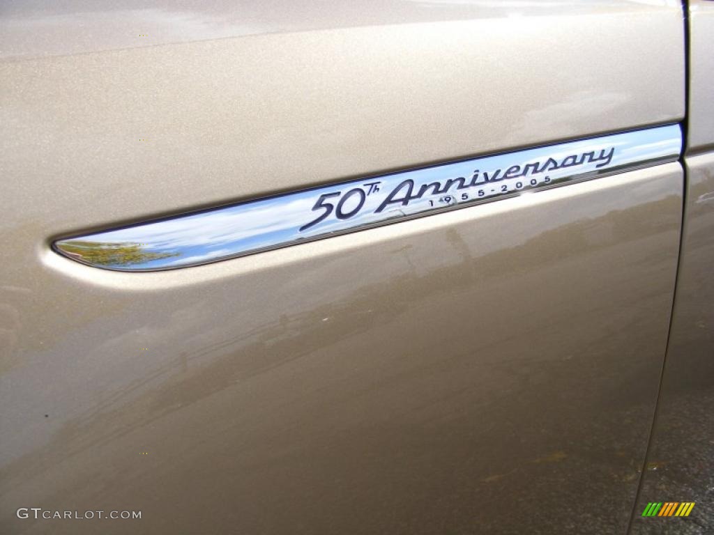 2005 Thunderbird Premium Roadster - Bronze Metallic / Black Ink/Light Sand photo #26