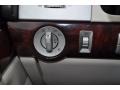 Black Clearcoat - Aviator Luxury AWD Photo No. 16