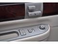 Black Clearcoat - Aviator Luxury AWD Photo No. 26