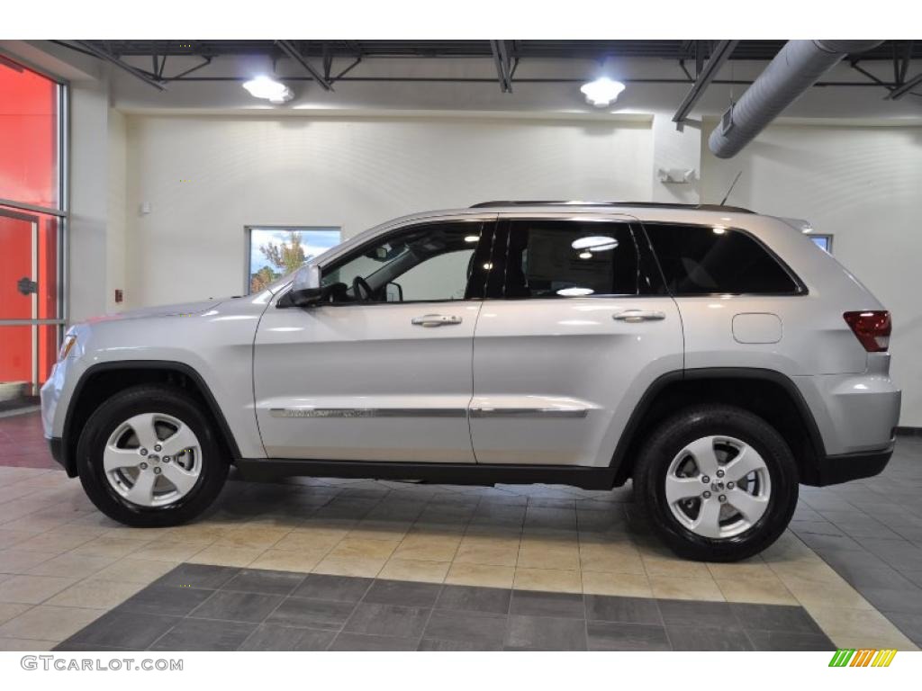 2011 Grand Cherokee Laredo X Package - Bright Silver Metallic / Black photo #1