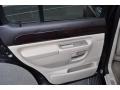 Black Clearcoat - Aviator Luxury AWD Photo No. 31