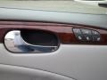 2007 White Opal Buick Lucerne CXS  photo #27