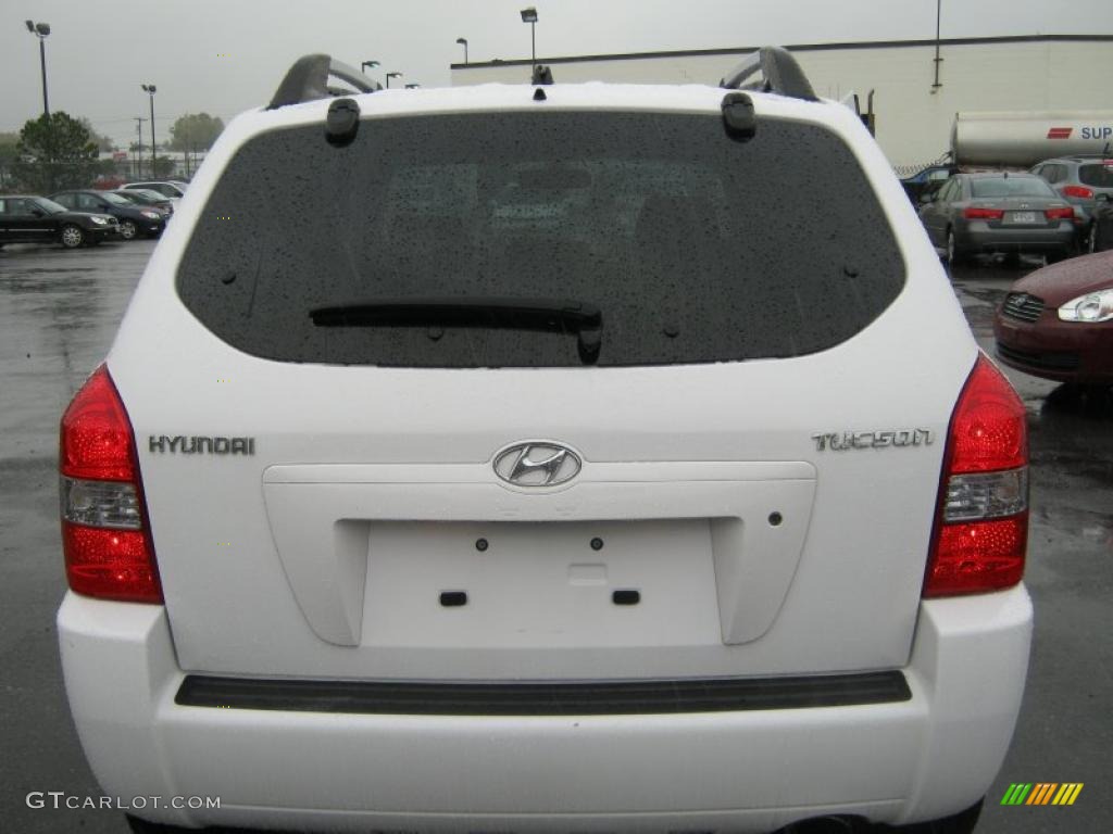 2005 Tucson GL - Nordic White / Gray photo #12