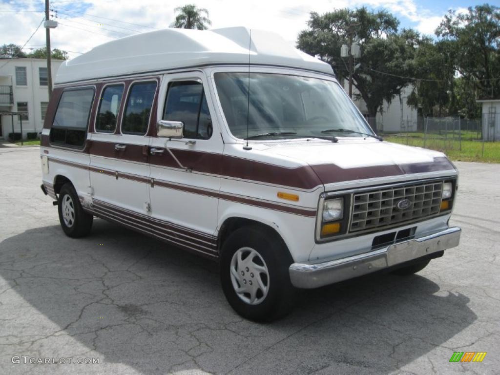 1991 E Series Van E150 Passenger Conversion - White / Burgundy photo #2