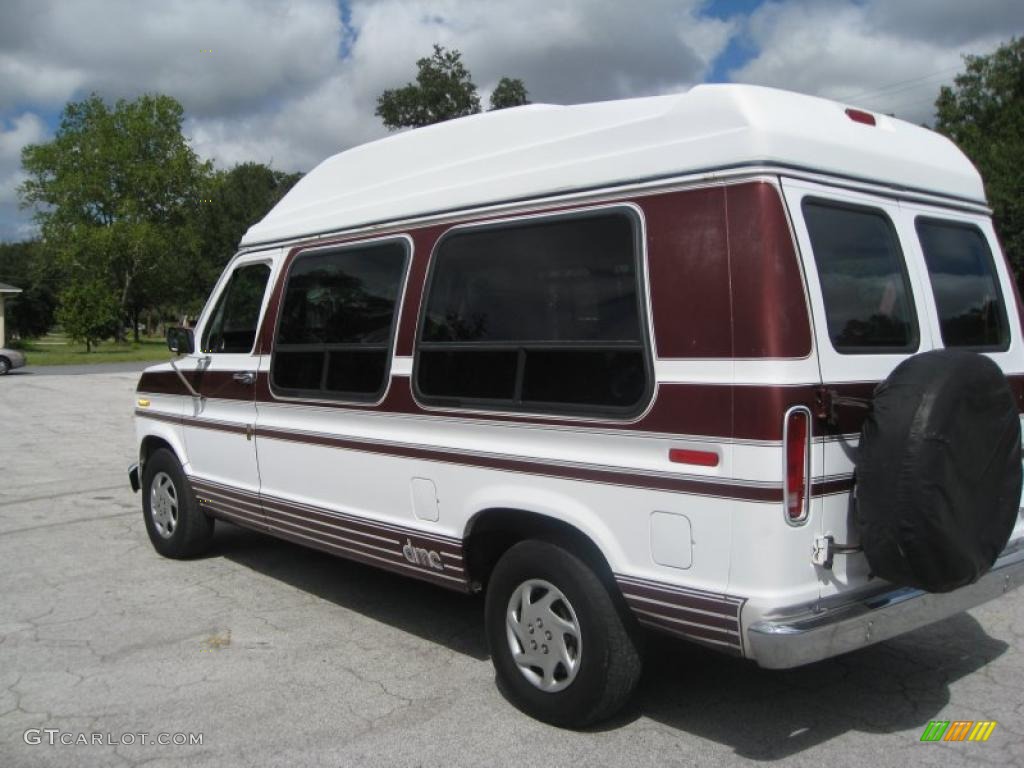 1991 E Series Van E150 Passenger Conversion - White / Burgundy photo #8