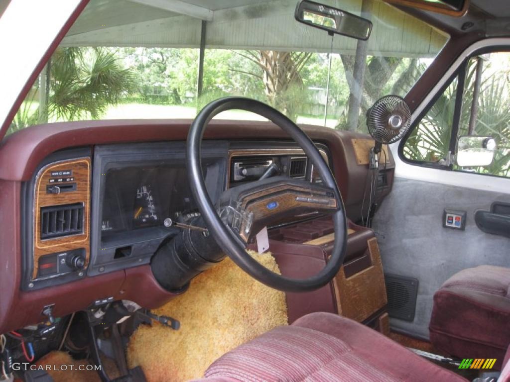 1991 E Series Van E150 Passenger Conversion - White / Burgundy photo #31