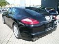 Black - Panamera 4 Photo No. 7