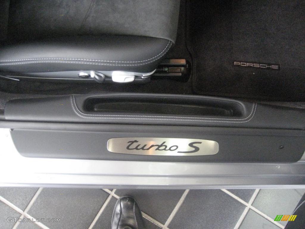 2011 911 Turbo S Coupe - GT Silver Metallic / Black w/Alcantara photo #13