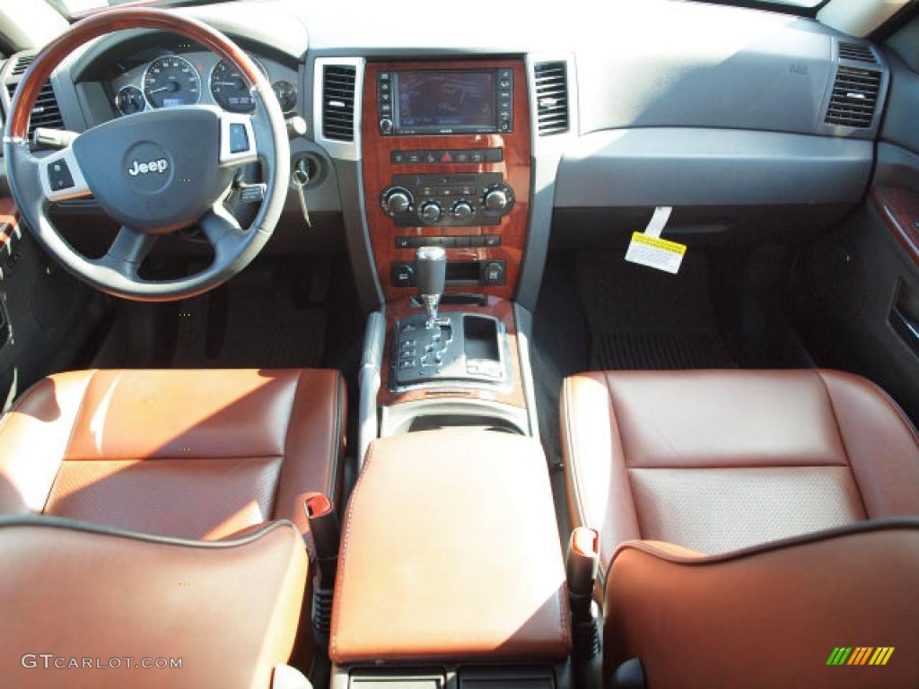 2009 Grand Cherokee Overland 4x4 - Blaze Red Crystal Pearl / Saddle Brown Royale Leather photo #10