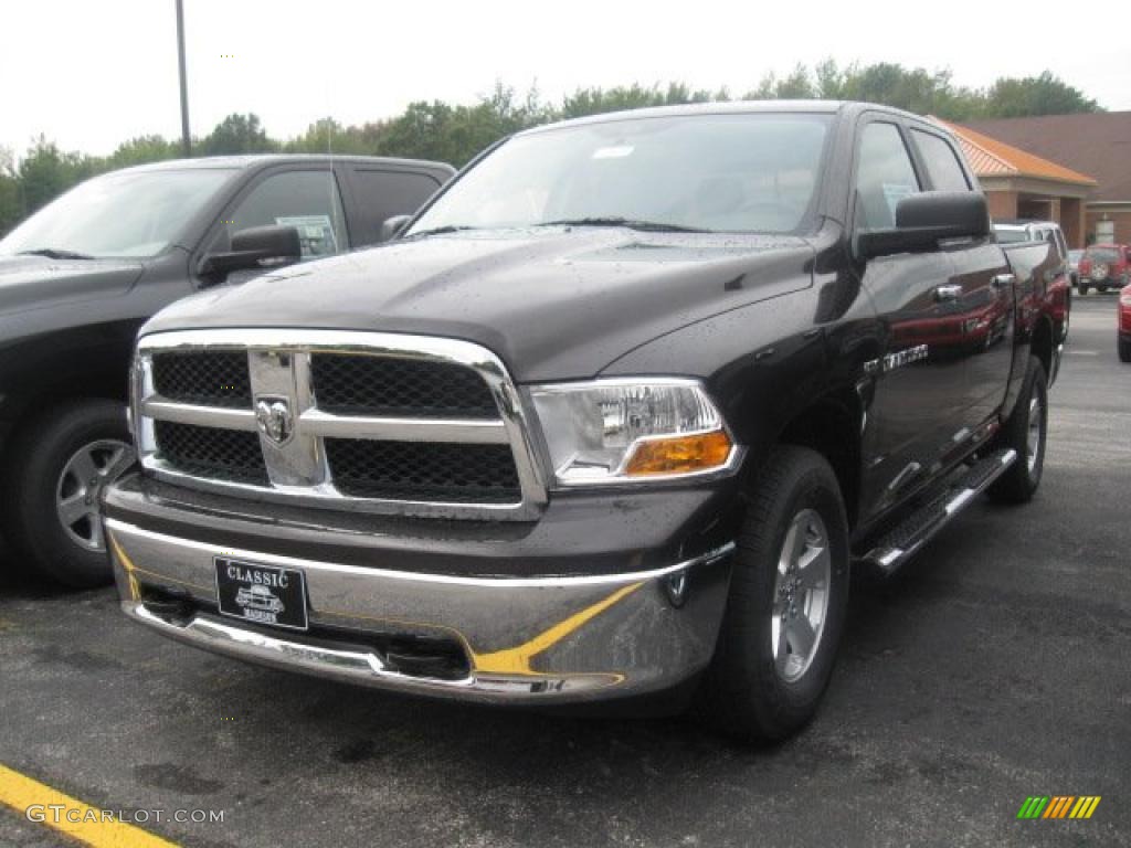 2011 Ram 1500 SLT Crew Cab 4x4 - Rugged Brown Pearl / Light Pebble Beige/Bark Brown photo #1