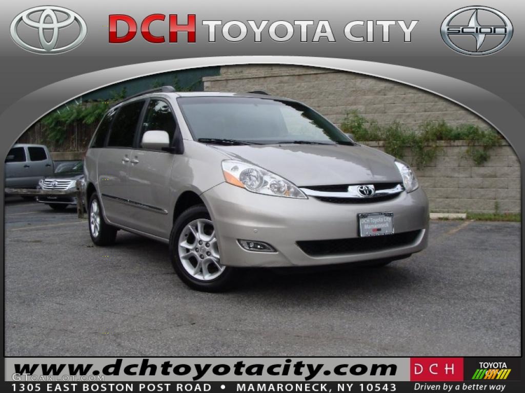 2006 Sienna Limited AWD - Silver Shadow Pearl / Stone Gray photo #1