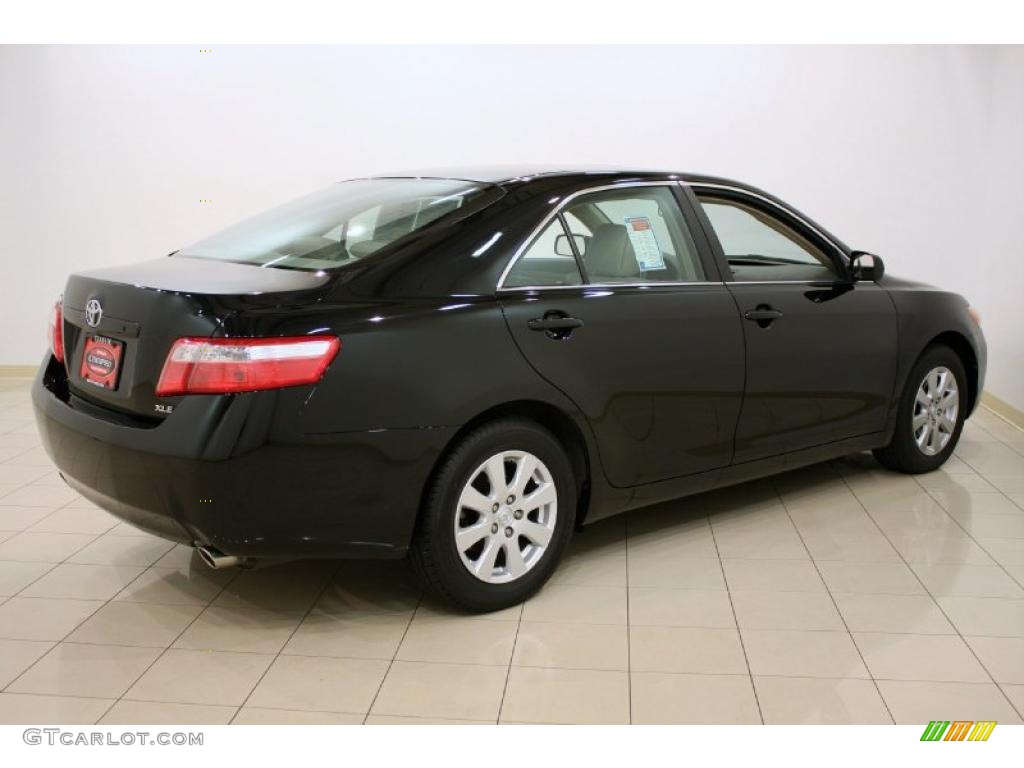 2007 Camry XLE V6 - Black / Bisque photo #7