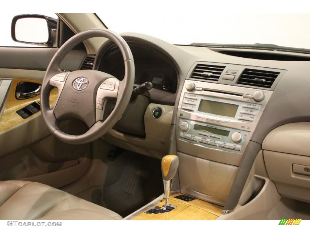 2007 Camry XLE V6 - Black / Bisque photo #20