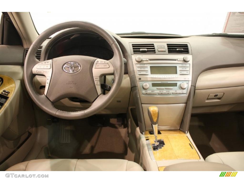 2007 Camry XLE V6 - Black / Bisque photo #24