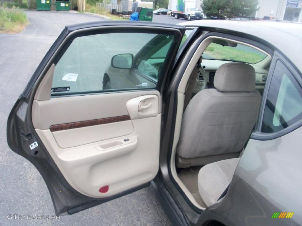 2002 Impala  - Medium Bronzemist Metallic / Neutral photo #14