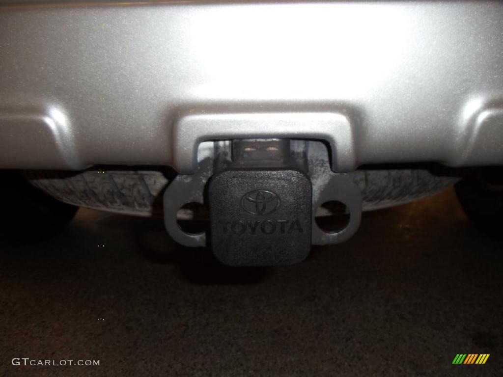 2004 4Runner SR5 - Natural White / Stone photo #6