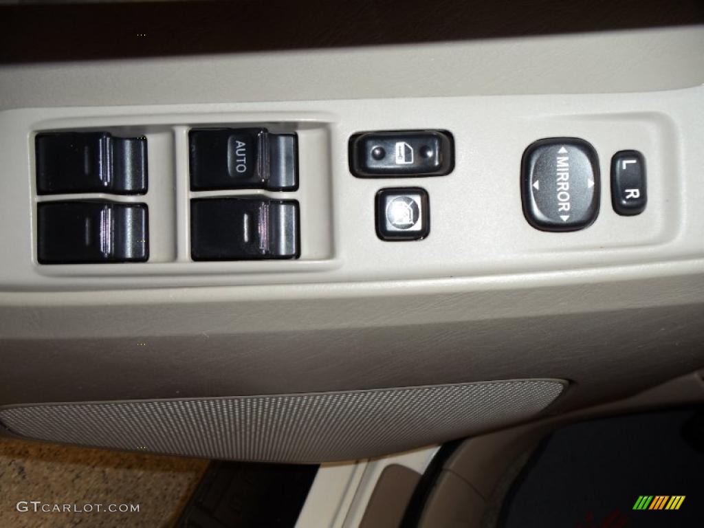 2004 4Runner SR5 - Natural White / Stone photo #11