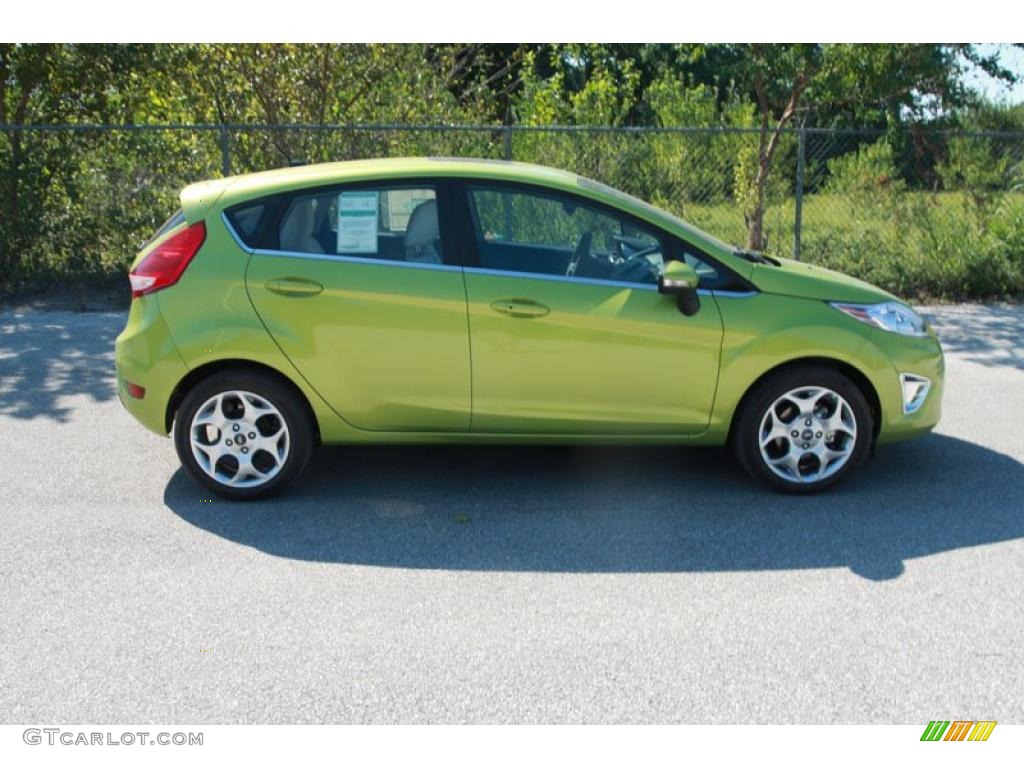 2011 Fiesta SES Hatchback - Lime Squeeze Metallic / Cashmere/Charcoal Black Leather photo #2