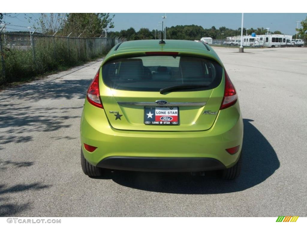 2011 Fiesta SES Hatchback - Lime Squeeze Metallic / Cashmere/Charcoal Black Leather photo #11