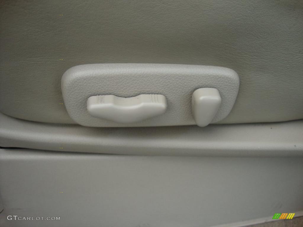 2007 Frontier LE Crew Cab 4x4 - Desert Stone / Desert photo #16