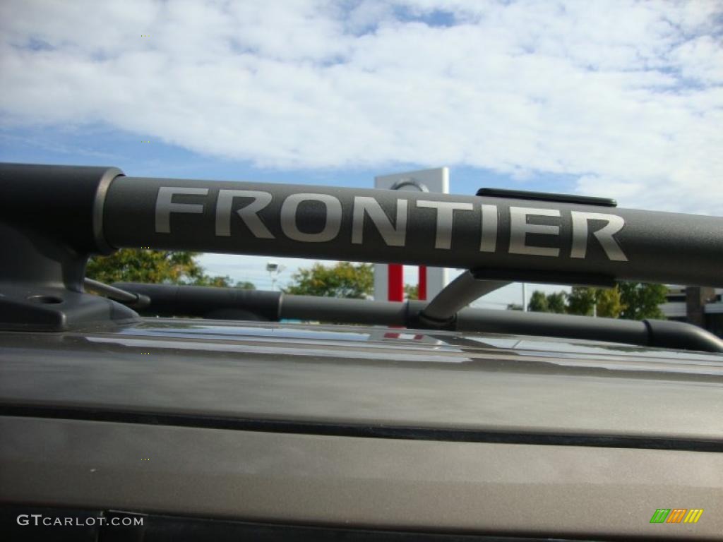 2007 Frontier LE Crew Cab 4x4 - Desert Stone / Desert photo #32