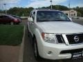 2008 Avalanche White Nissan Pathfinder SE 4x4  photo #6