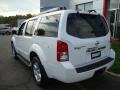 2008 Avalanche White Nissan Pathfinder SE 4x4  photo #9