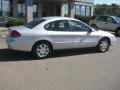 Silver Frost Metallic - Taurus SEL Photo No. 3