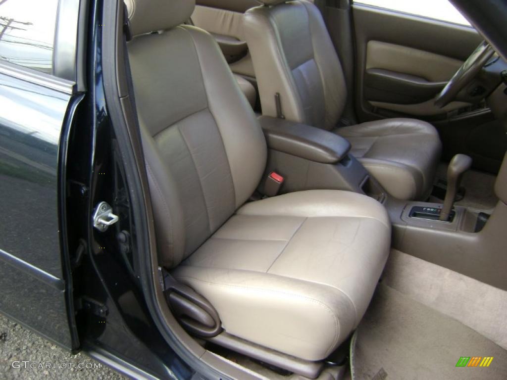 1994 Camry XLE V6 Sedan - Dark Emerald Pearl / Beige photo #14