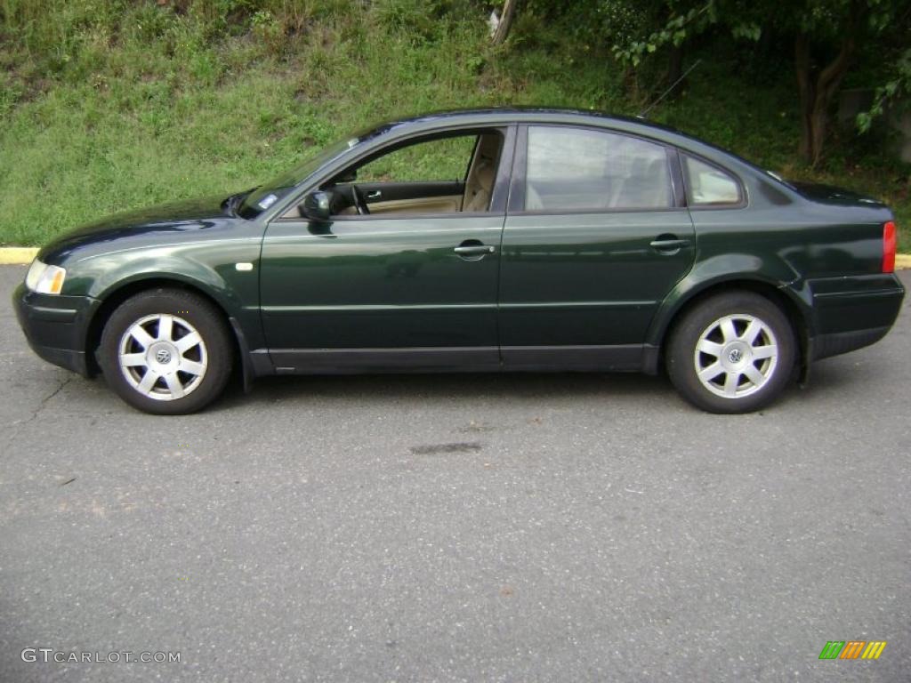 1999 Passat GLS V6 Sedan - Royal Green Pearl / Beige photo #2