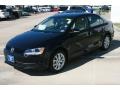 Black - Jetta SE Sedan Photo No. 3