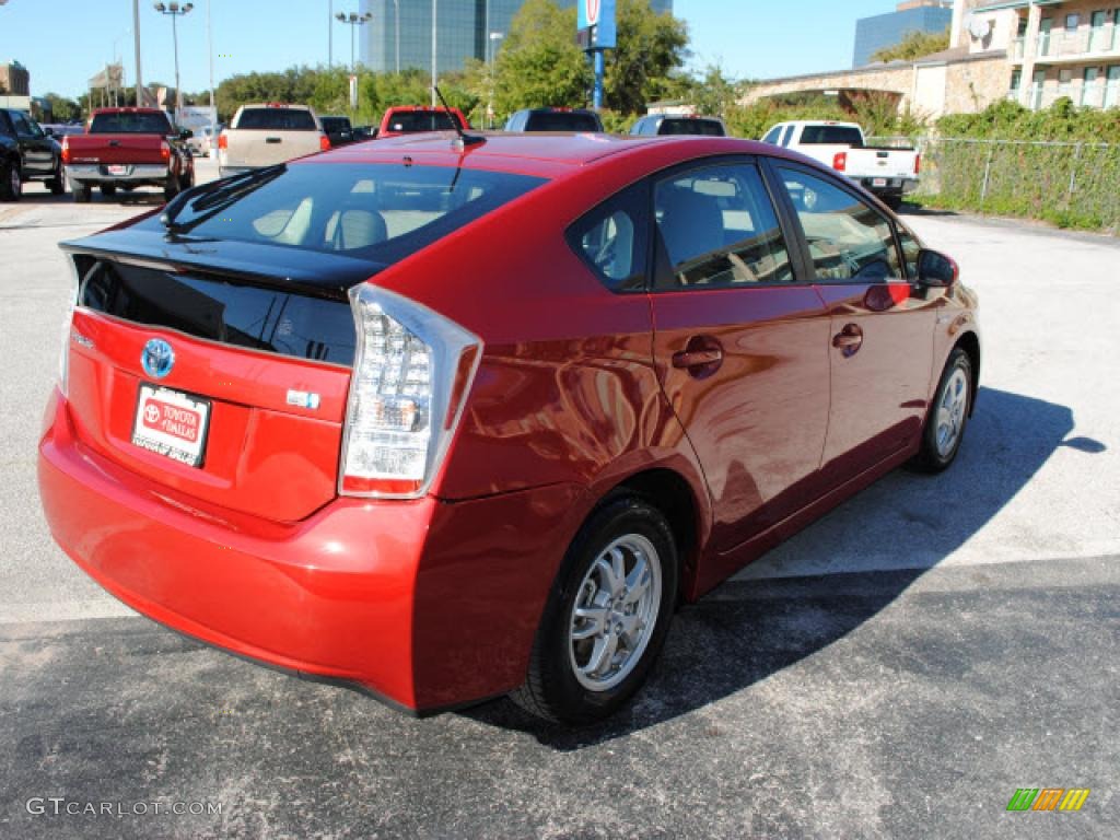 2010 Prius Hybrid II - Barcelona Red Metallic / Dark Gray photo #5