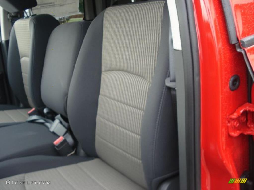 2011 Ram 1500 ST Quad Cab 4x4 - Flame Red / Dark Slate Gray/Medium Graystone photo #9