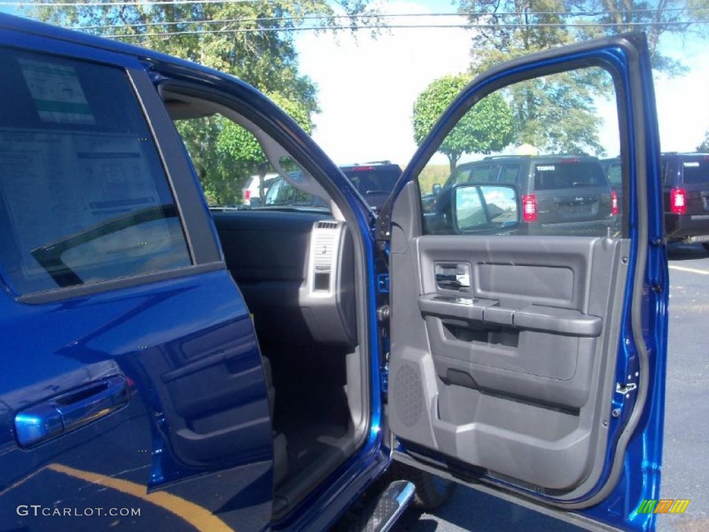2011 Ram 1500 Sport Quad Cab 4x4 - Deep Water Blue Pearl / Dark Slate Gray photo #21
