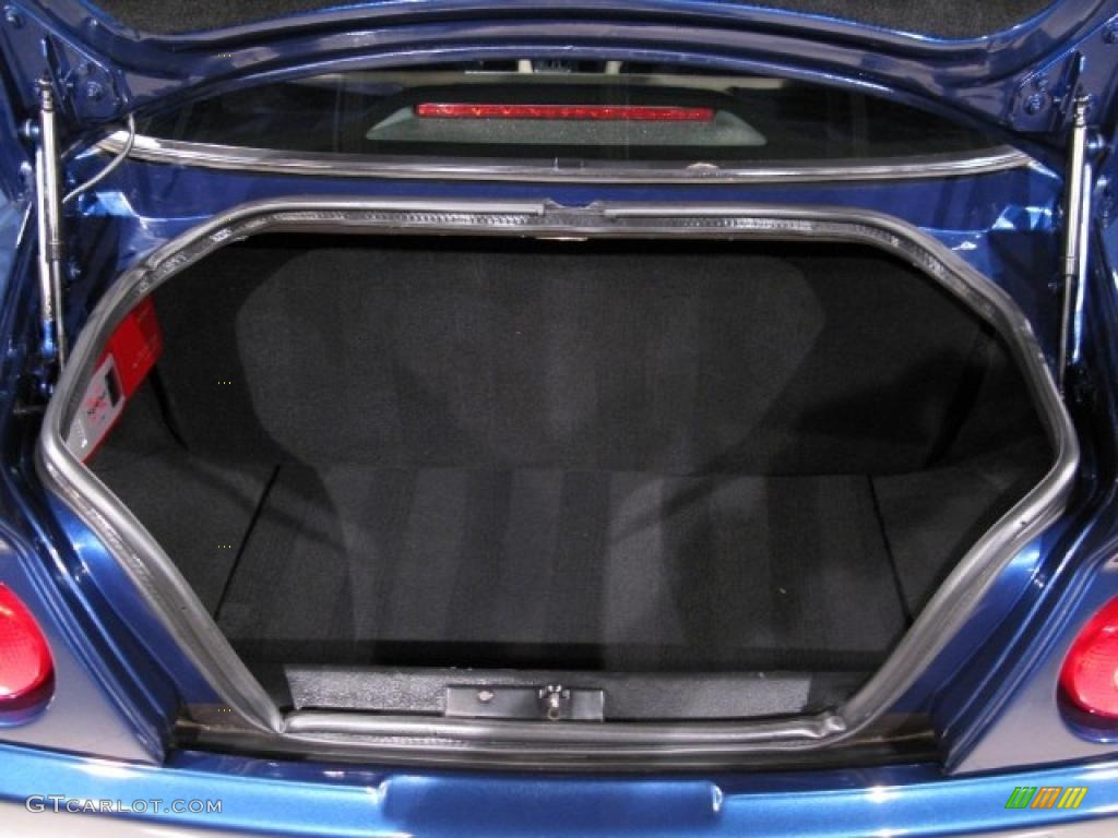 1999 Ferrari 550 Maranello Standard 550 Maranello Model Trunk Photos