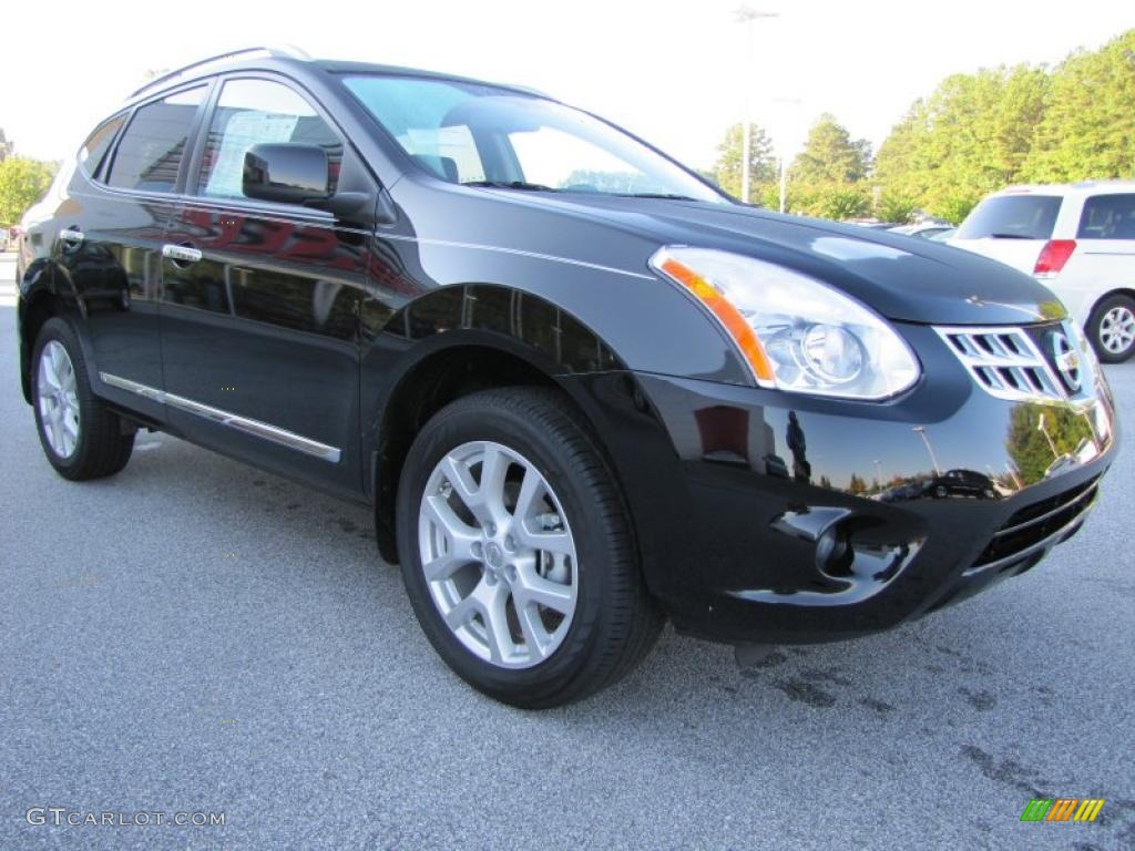 2011 Rogue SL - Wicked Black / Black photo #7