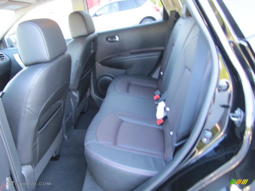 2011 Rogue SL - Wicked Black / Black photo #11