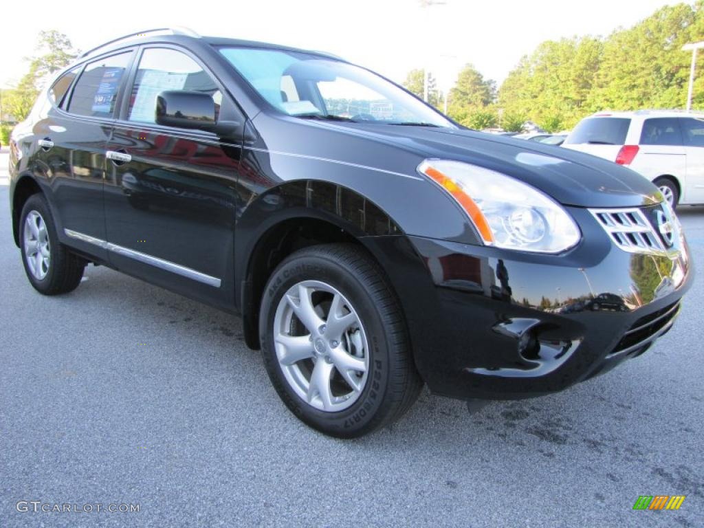 2011 Rogue SV - Wicked Black / Gray photo #7