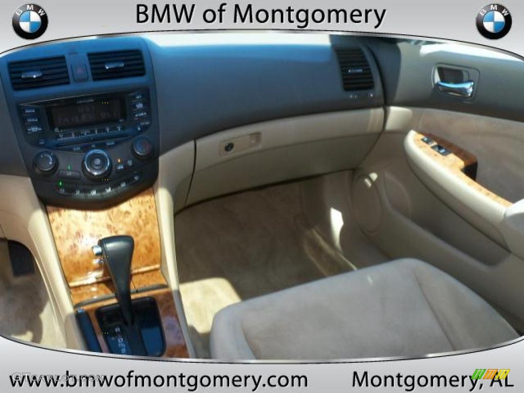 2003 Accord EX Sedan - Desert Mist Metallic / Ivory photo #19