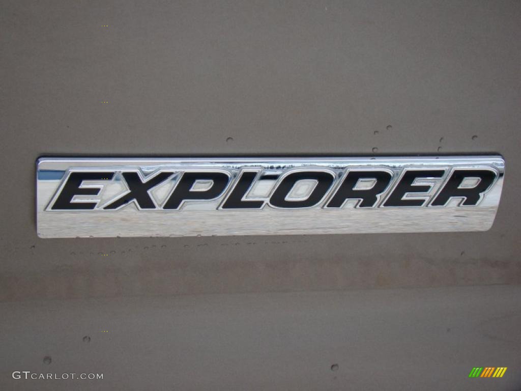 2006 Explorer XLS 4x4 - Mineral Grey Metallic / Camel photo #34