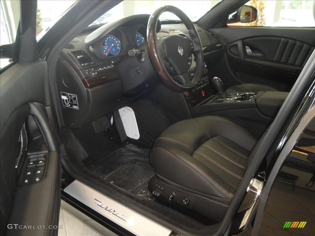 Nero Interior 2010 Maserati Quattroporte Standard Quattroporte Model Photo #37437742