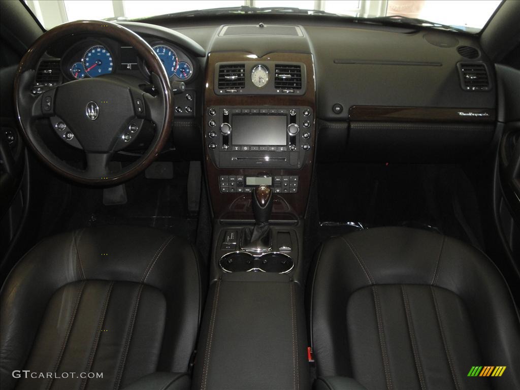 Nero Interior 2010 Maserati Quattroporte Standard Quattroporte Model Photo #37437770