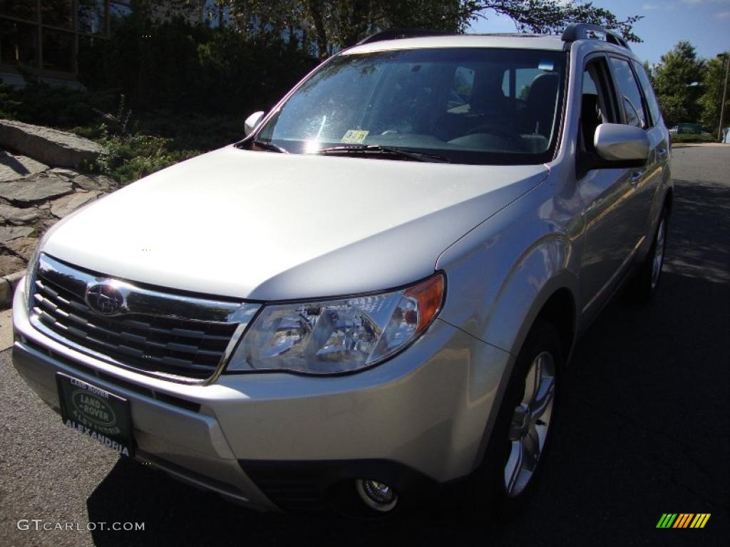 2009 Forester 2.5 X Limited - Spark Silver Metallic / Black photo #1