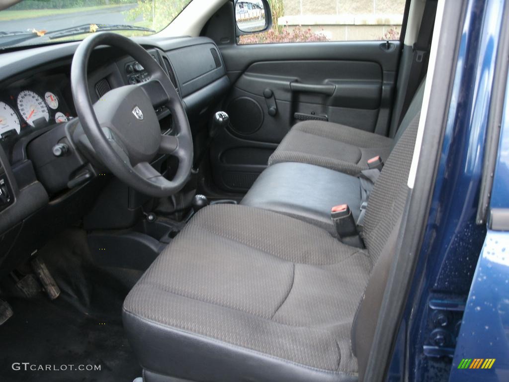 2004 Ram 1500 ST Quad Cab 4x4 - Patriot Blue Pearl / Dark Slate Gray photo #7